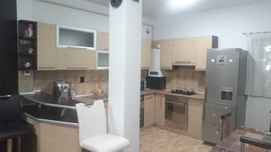 Apartament cu 2 camere decomandat în Exterior Vest