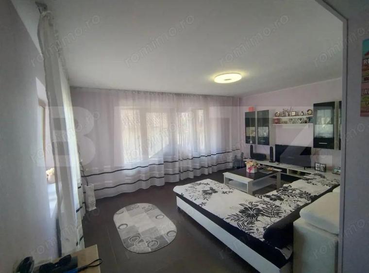 Casă cu 5 camere cu Teren 462 Mp în Malu Mare