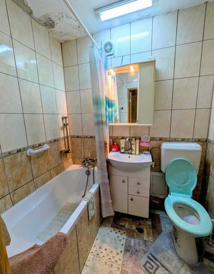 Apartament cu 3 camere decomandat în Sălăjan