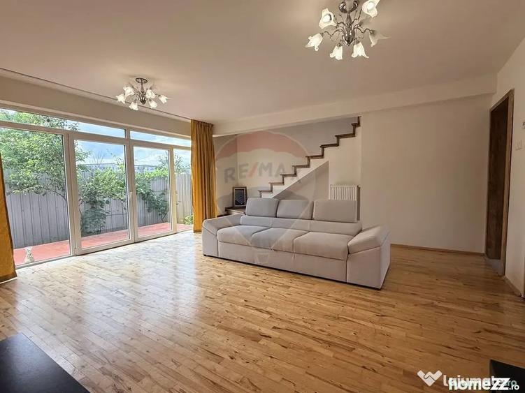 Casă cu 5 camere cu Teren 100 Mp în Florești