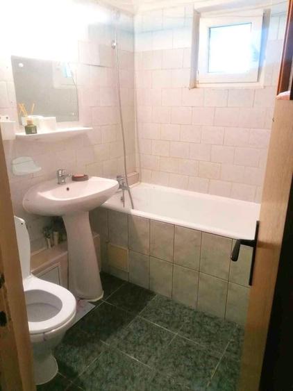 Apartament cu 2 camere semidecomandat, mobilat în Ozana