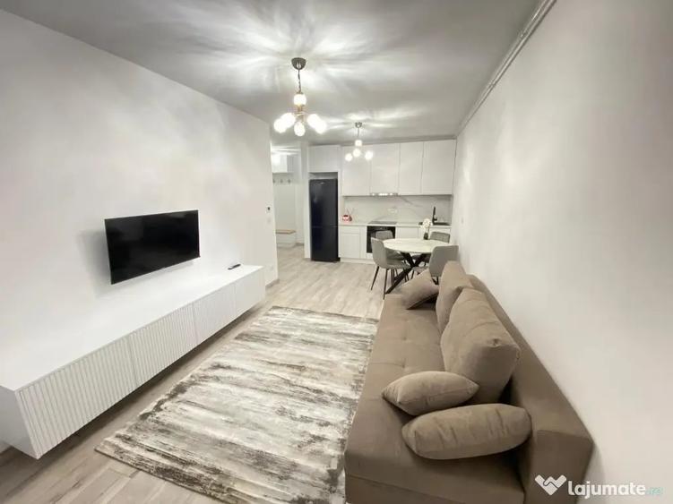 Apartament cu 2 camere semidecomandat în UTA