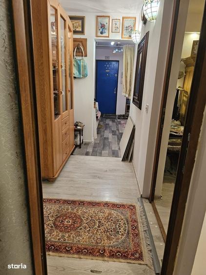Apartament cu 4 camere în Albești