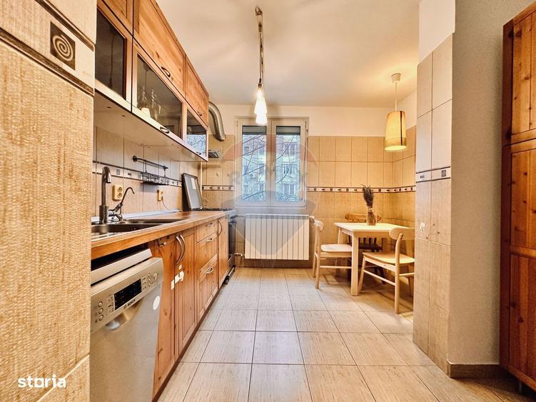 Apartament cu 3 camere semidecomandat, mobilat în Drumul Taberei