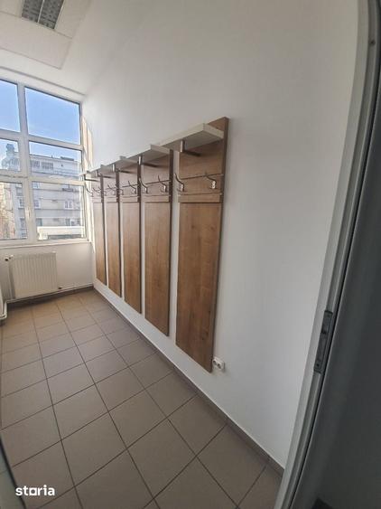 Spațiu comercial, de 220 mp, în Central
