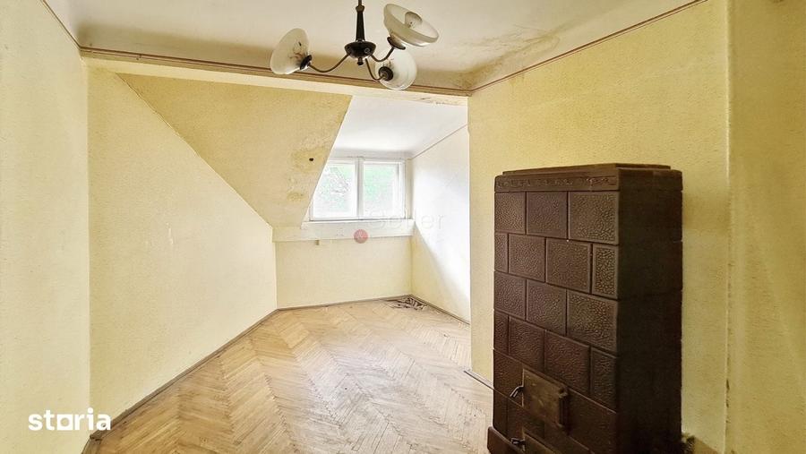 Apartament cu 4 camere decomandat în Bartolomeu