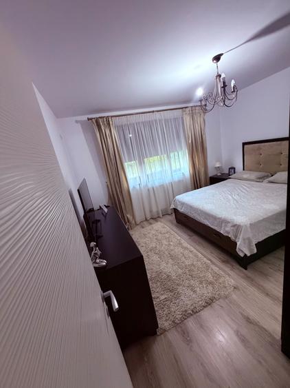 Casă cu 4 camere cu Teren 150 Mp în Central