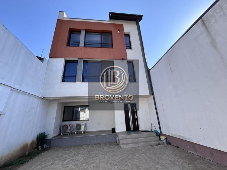 Casa tip bloc de apartamente - birouri - 1