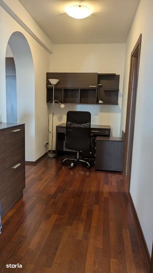 Apartament cu 3 camere în Funcționarilor