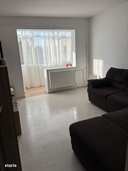 Apartament cu 2 camere decomandat în Vest