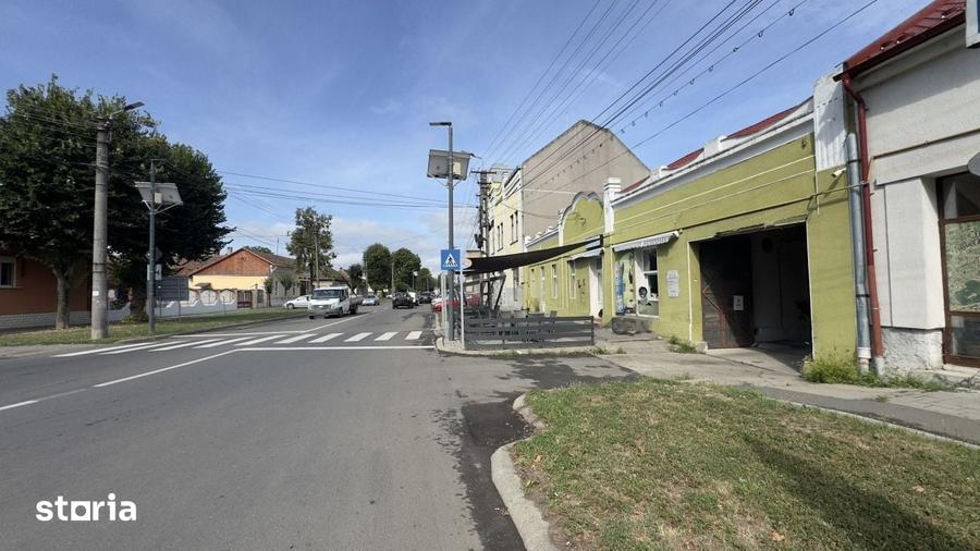 Spațiu comercial, de 80 mp, în Central