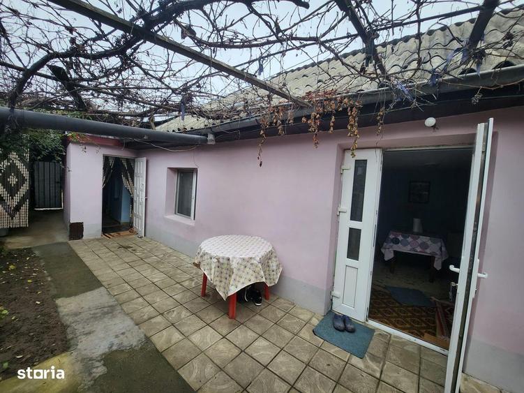 Casa cu 3 camere in Serbanesti - 19