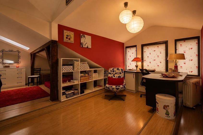Duplex cu 6 camere cu Canalizare în Bucureștii Noi