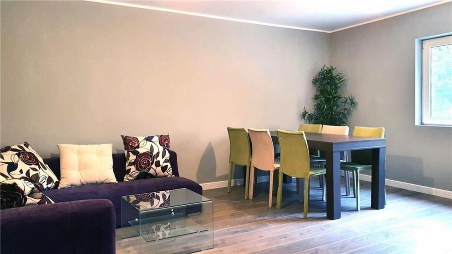 Spațiu comercial, de 570 mp, în Sebastian