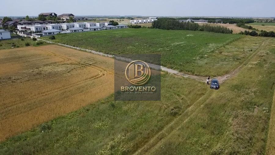 Teren Construcții intravilan de 506 mp, în Ostratu