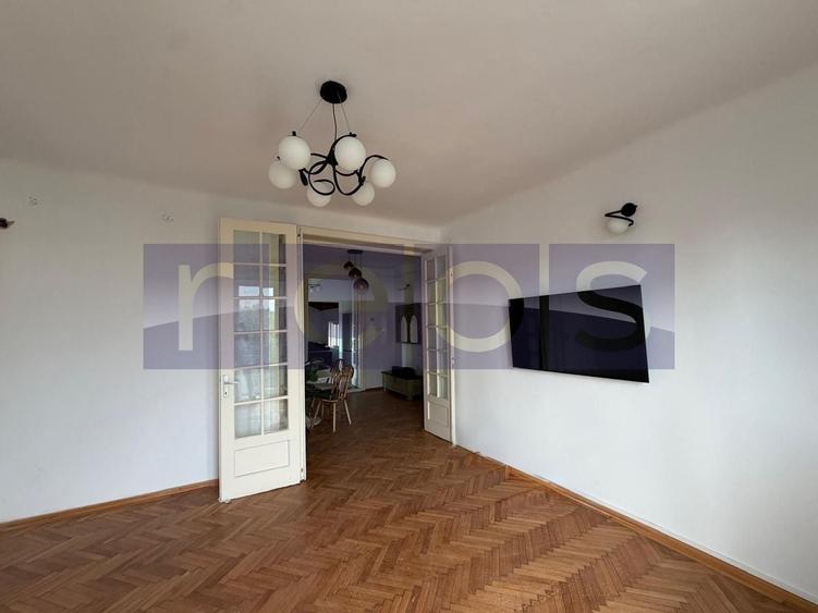Apartament cu 3 camere în Știrbei Vodă