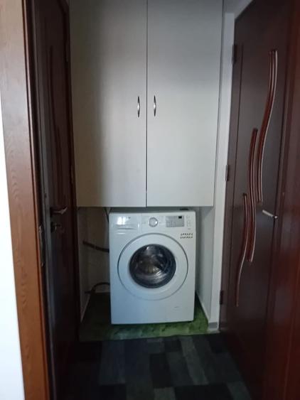Apartament cu 2 camere semidecomandat în Florilor