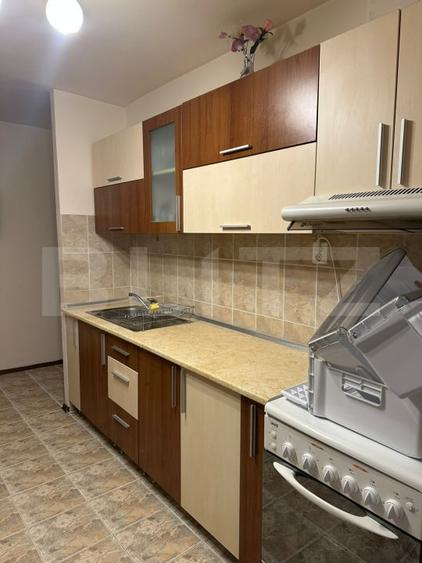 Apartament cu 2 camere decomandat, mobilat în Zorilor