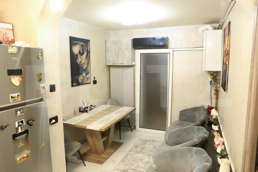 Apartament cu 3 camere semidecomandat, mobilat în Cornitoiu