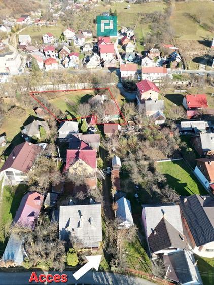 Casă individuală cu 2 camere cu Teren 2660 Mp în Periferie