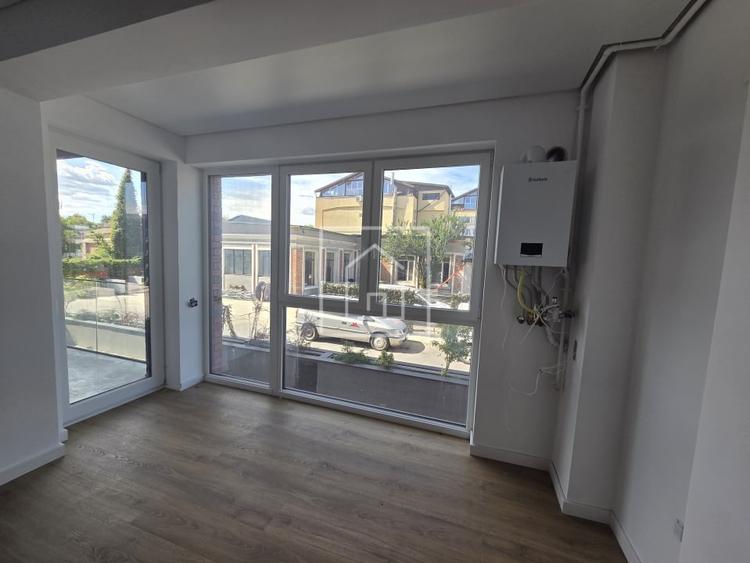 Apartament cu 3 camere decomandat în Ștrand