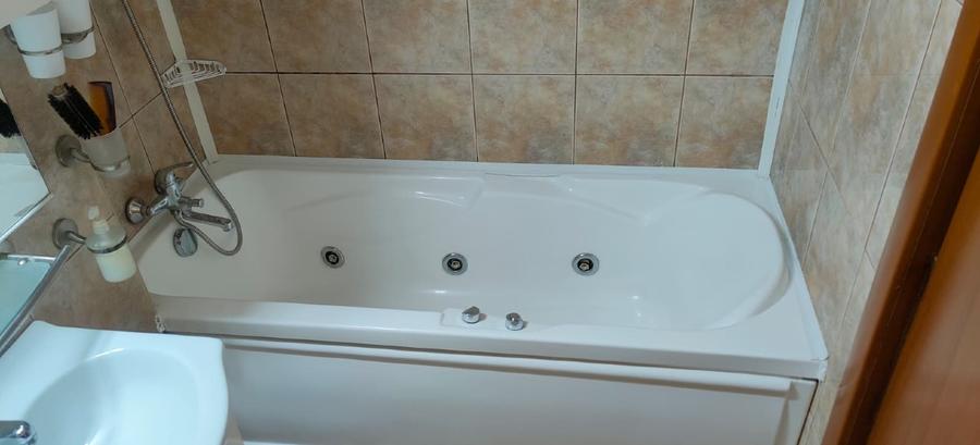 Apartament cu 3 camere decomandat în Grivița