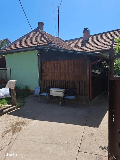 URGENT ! Casa 2 camere pe un nivel , Str. Basarabia , 78.800 euro neg. - 10