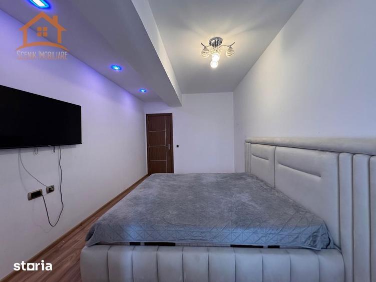 Apartament cu 3 camere decomandat, mobilat în Tractorul