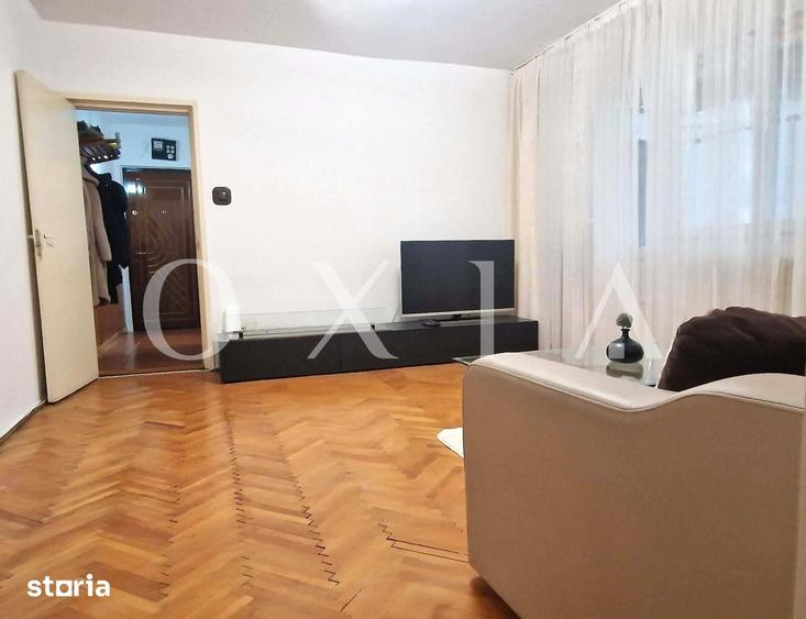 Apartament cu 2 camere semidecomandat în Girocului