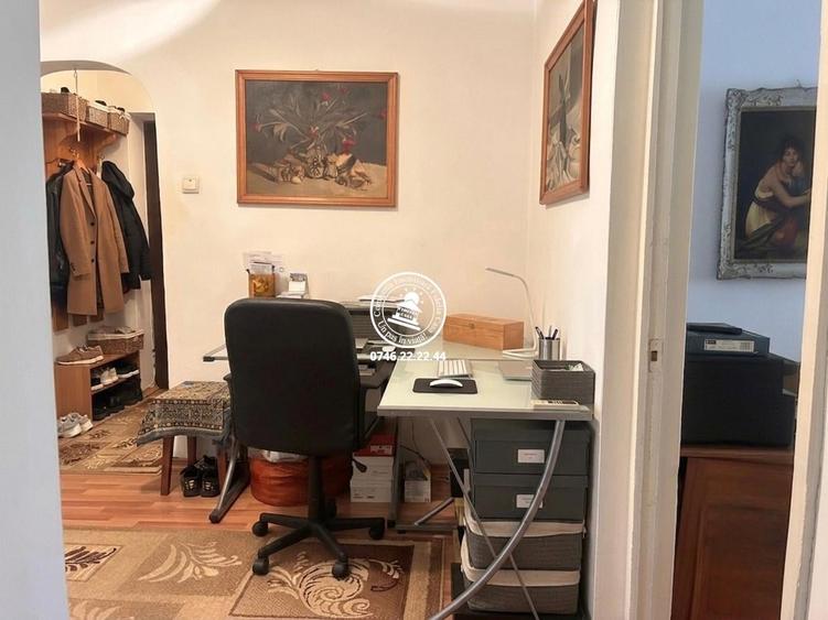 Apartament cu 3 camere decomandat în Târgu Cucu