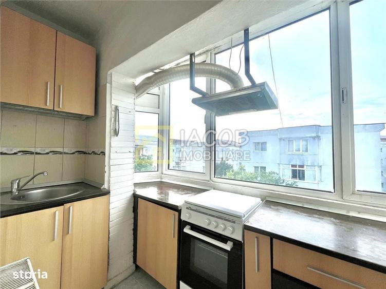Apartament cu 2 camere decomandat în Ștefan cel Mare