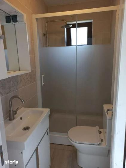 Casă cu 3 camere cu Teren 35 Mp în Dămăroaia