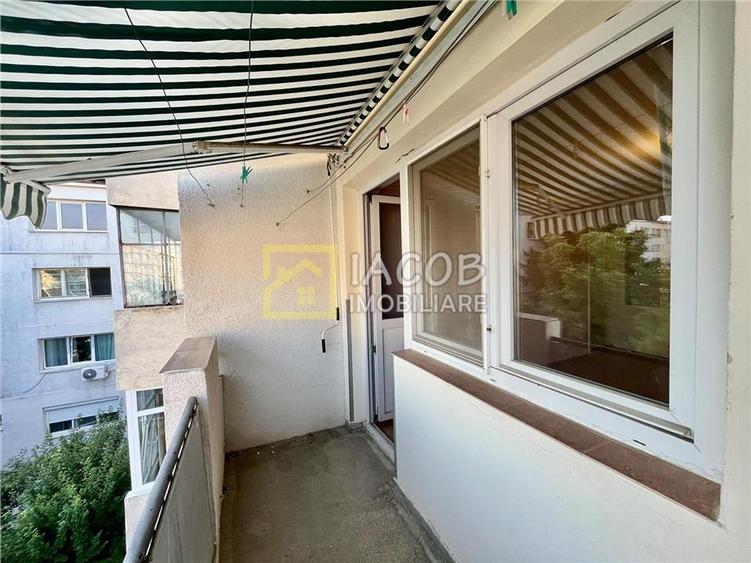 Apartament cu 2 camere decomandat în Energiei
