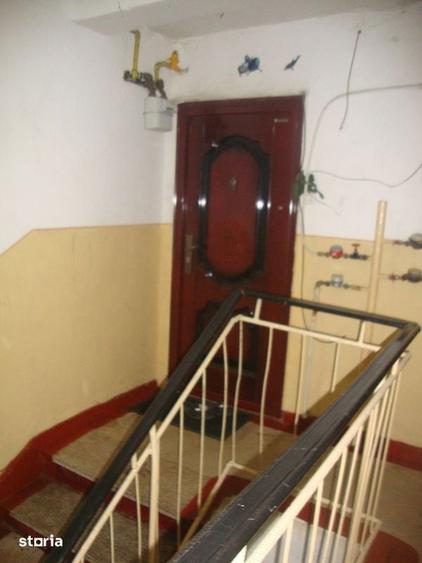 Apartament cu 2 camere decomandat în Balta Albă