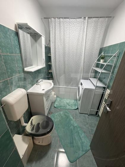 Apartament cu 2 camere semidecomandat, mobilat în Florești