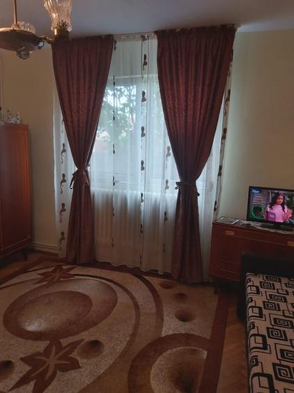 Casă cu 5 camere cu Teren 500 Mp în Sâncraiu de Mureș