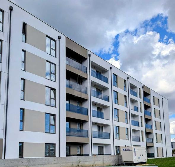 Apartament cu 2 camere semidecomandat în Florești — fotografia 1