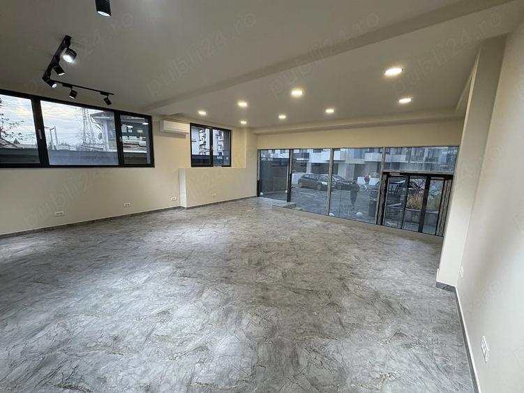 Spațiu comercial, de 54 mp, în Central
