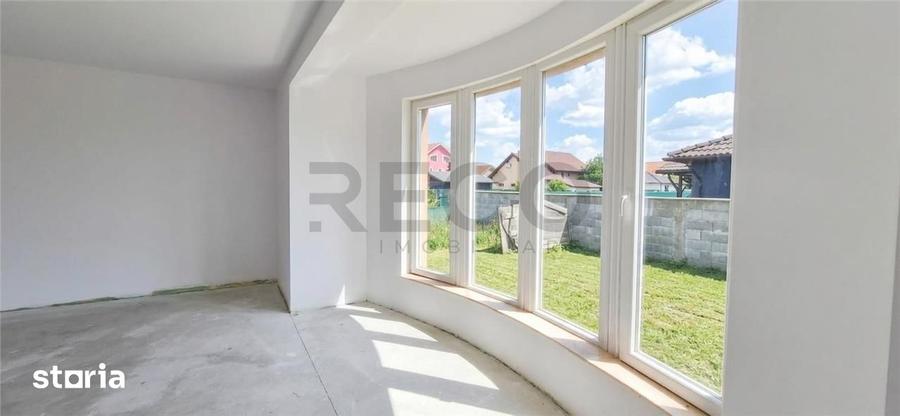 Casă cu 5 camere cu Teren 500 Mp în Nojorid