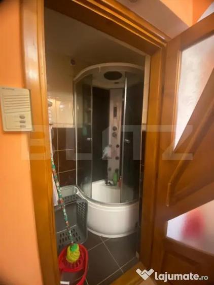 Apartament cu 3 camere decomandat, mobilat în Burdujeni