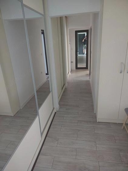 Apartament cu 3 camere decomandat în Buzaului