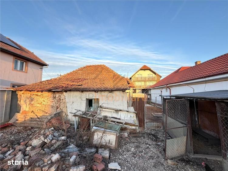 Casă cu 2 camere în Central