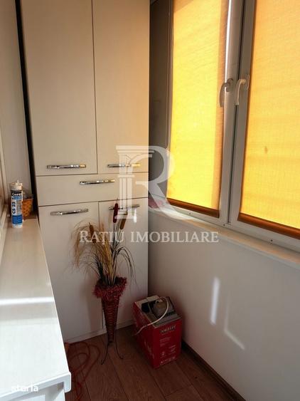 Apartament cu 3 camere decomandat în Dacia