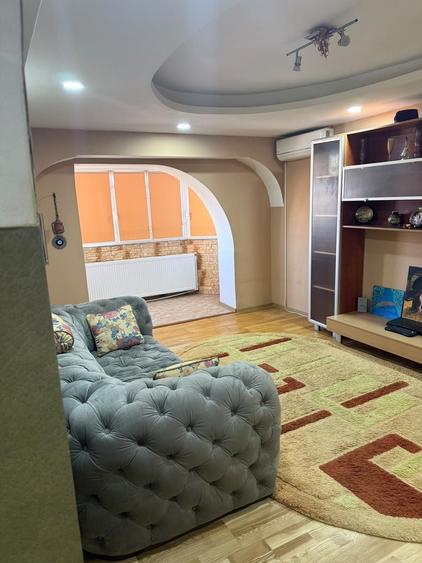 Apartament cu 4 camere în Central