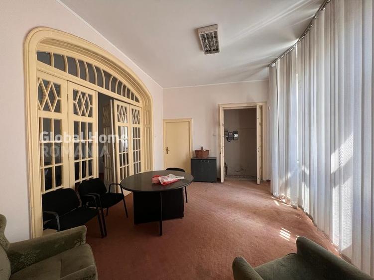Casă cu 20 camere cu Canalizare în Unirii
