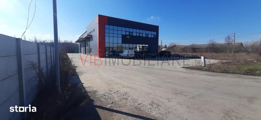 Spațiu comercial, de 1,336 mp, în Central