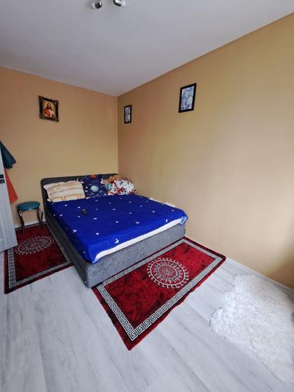 Apartament 3 camere bulevardul oituz Onesti - 1
