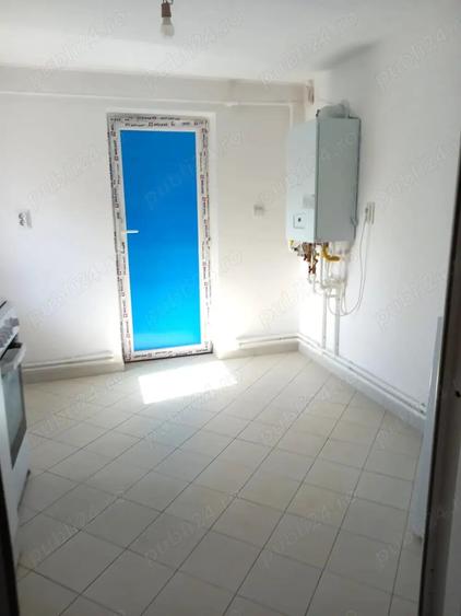 Apartament cu 3 camere decomandat în Dorobanți
