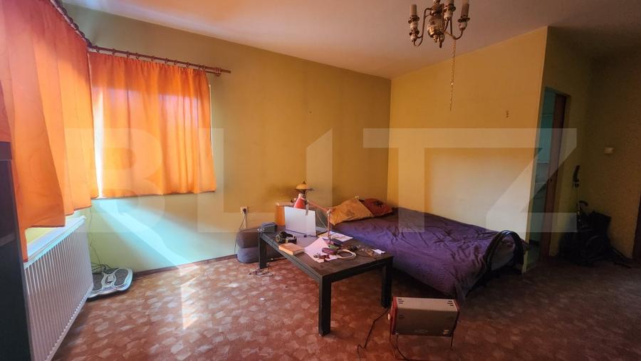 Casă individuală cu 4 camere cu Garaj în Unirii