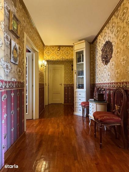 Apartament cu 3 camere decomandat în Unirii
